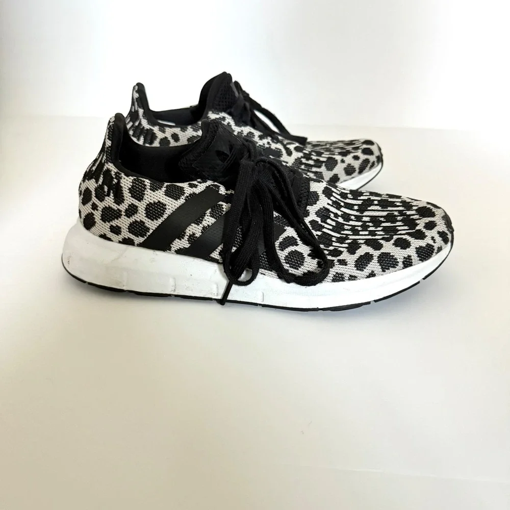 Adidas original swift run 1.0 in black and white leopard print Size 8.5